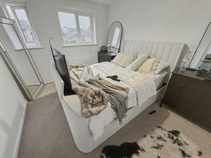 Photo 7- click for photo gallery